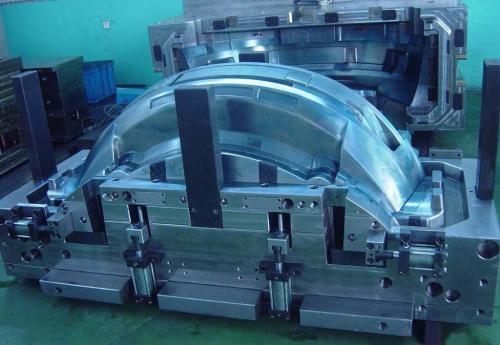 深圳塑膠模具廠，模具維護(hù)中的常見問題解決方法